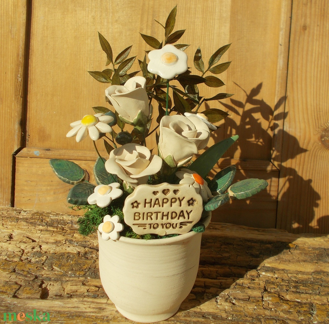 Virágok kaspóban. - otthon & életmód - dekoráció - asztal és polc dekoráció - asztaldísz - Meska.hu