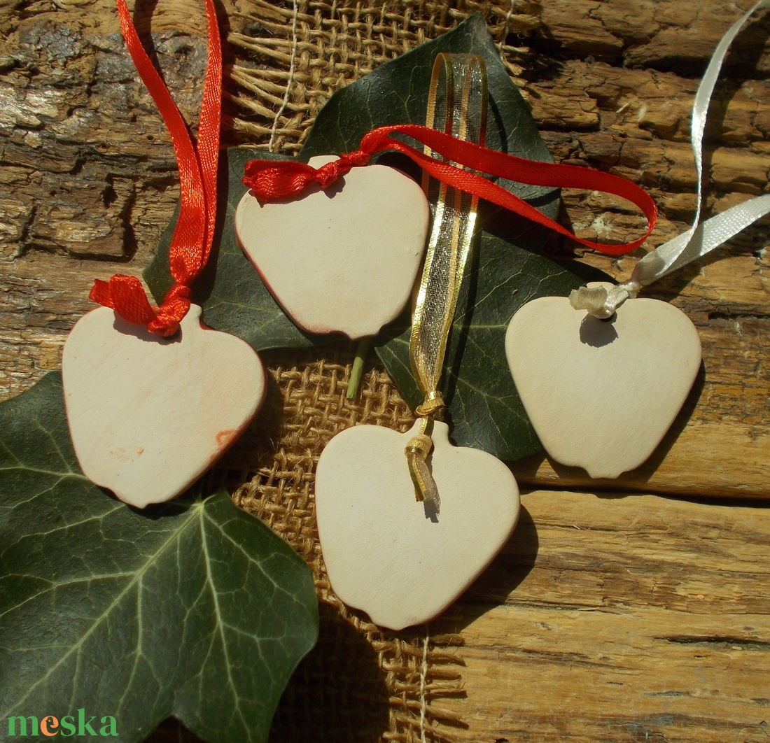 Almák - karácsony - karácsonyi lakásdekoráció - karácsonyfadíszek - Meska.hu