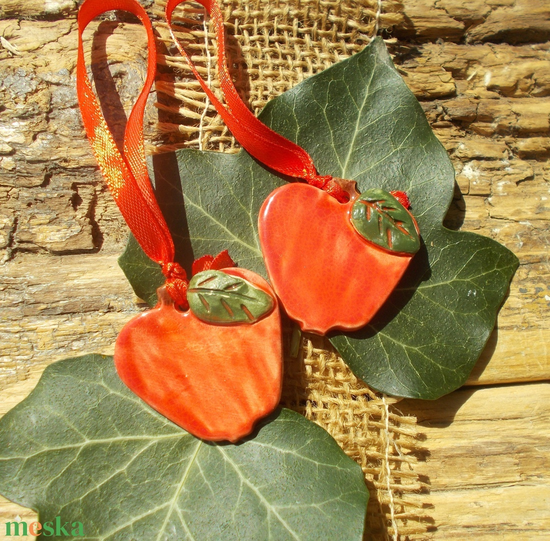 Almák - karácsony - karácsonyi lakásdekoráció - karácsonyfadíszek - Meska.hu