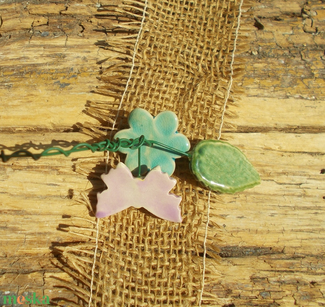 Kék virág pillangóval - otthon & életmód - ház & kert - növény & veteményes - Meska.hu