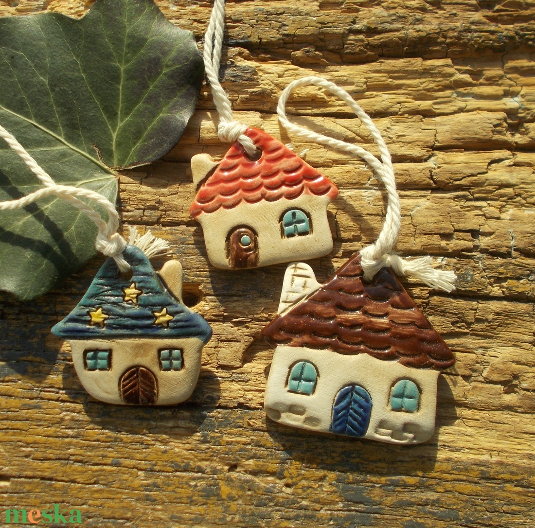 Házikók - karácsony - karácsonyi lakásdekoráció - karácsonyfadíszek - Meska.hu