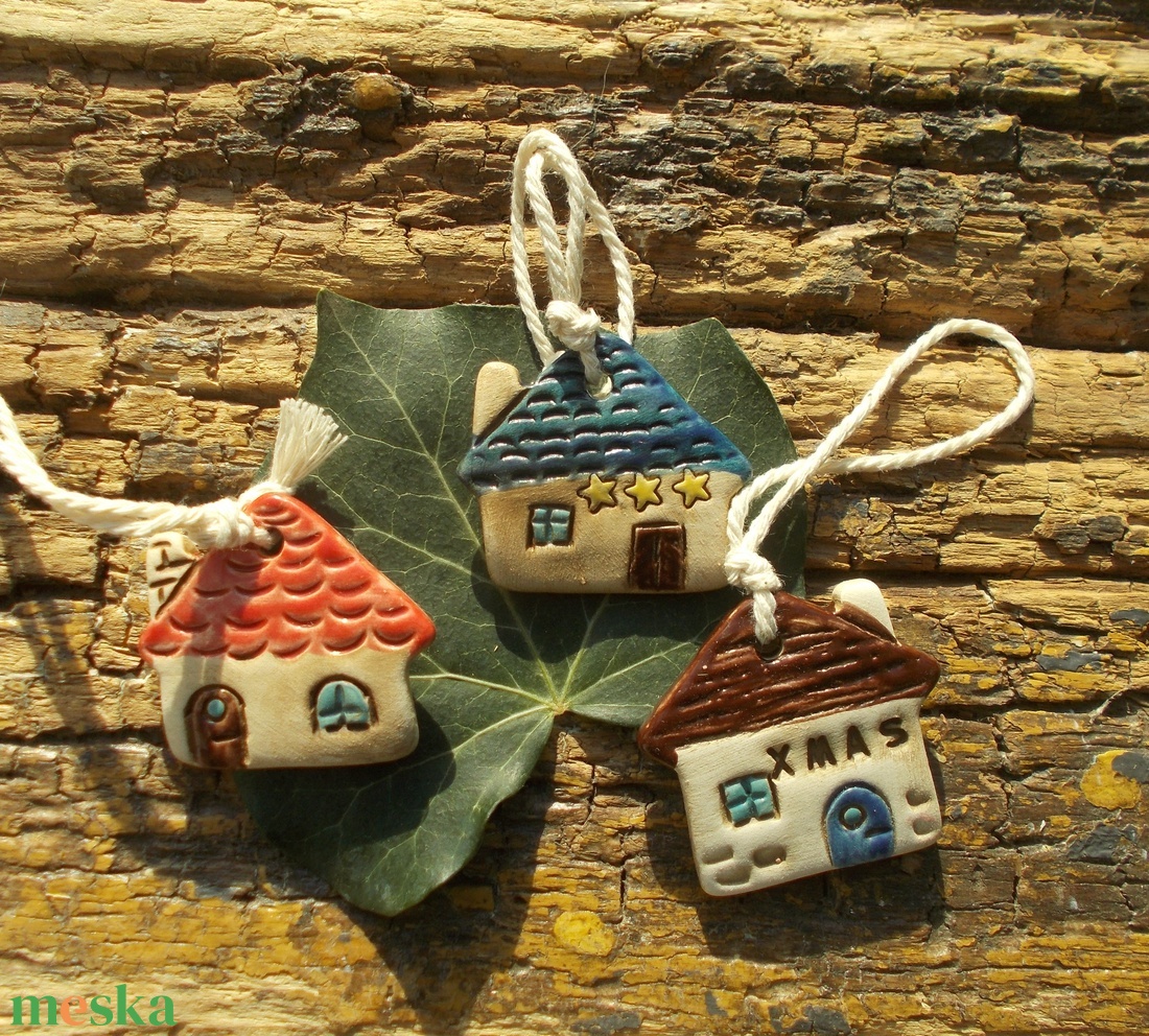 Házikók - karácsony - karácsonyi lakásdekoráció - karácsonyfadíszek - Meska.hu
