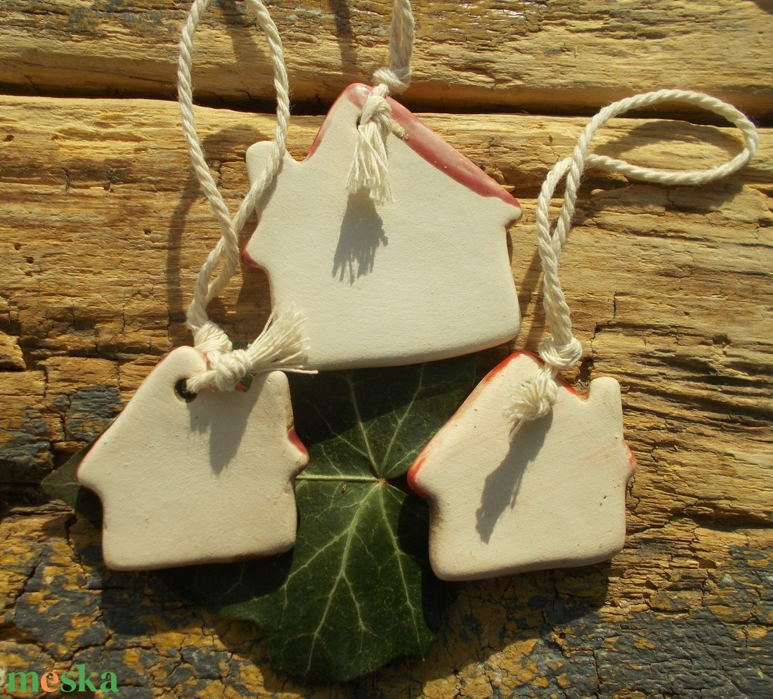 Házikók - karácsony - karácsonyi lakásdekoráció - karácsonyfadíszek - Meska.hu