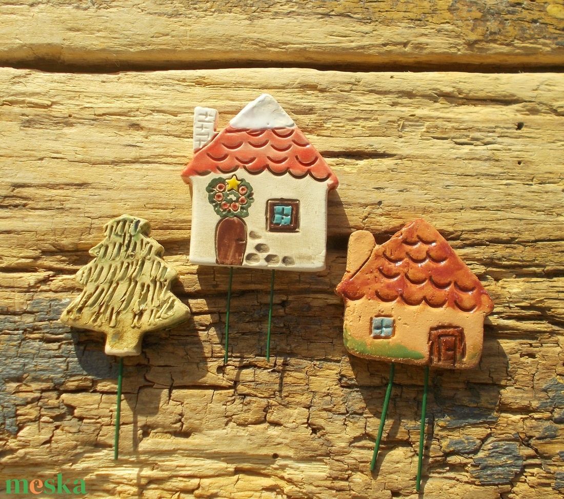 Apró házak fenyőfával - otthon & életmód - ház & kert - kerti dísz - Meska.hu