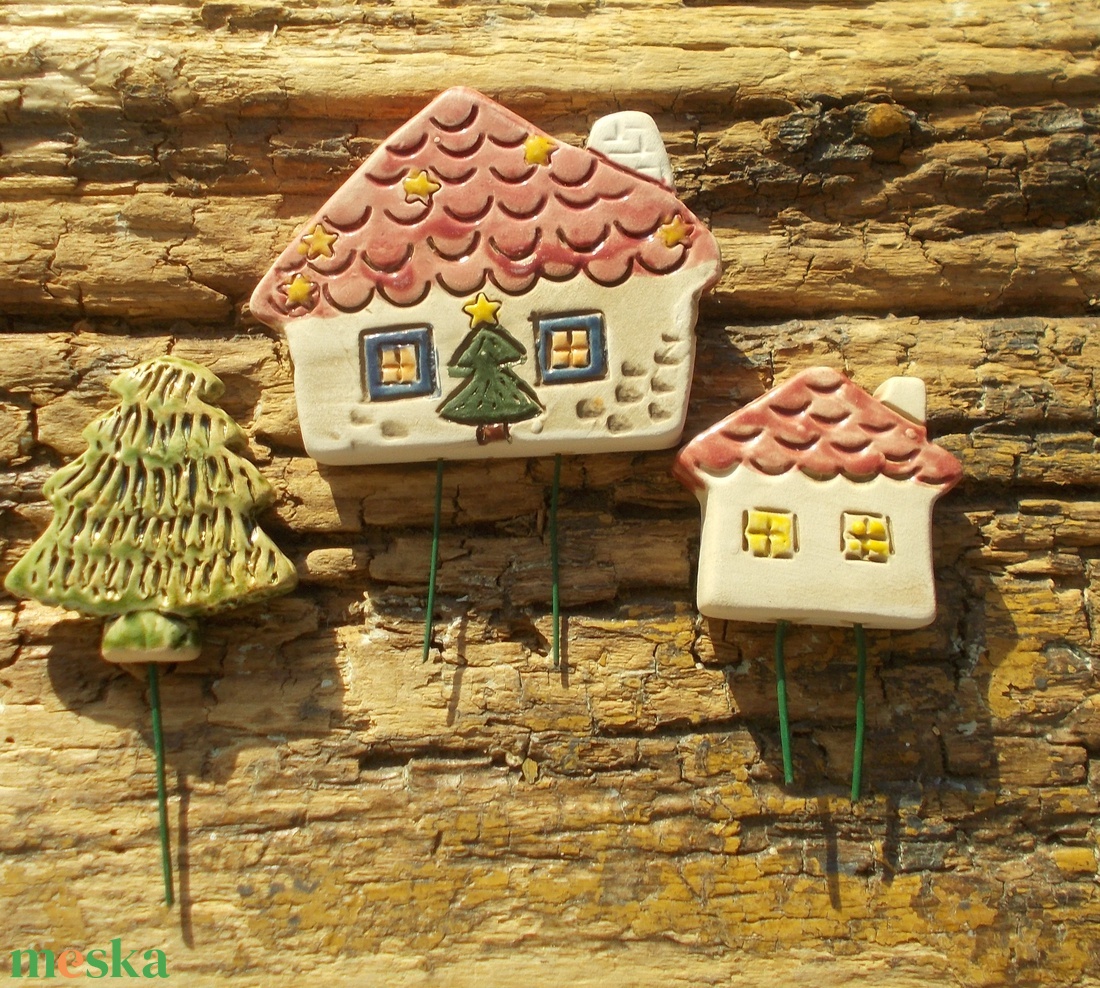 Apró házak fenyőfával - otthon & életmód - ház & kert - kerti dísz - Meska.hu