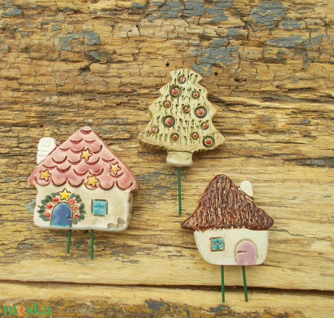 Apró házak fenyőfával - otthon & életmód - ház & kert - kerti dísz - Meska.hu