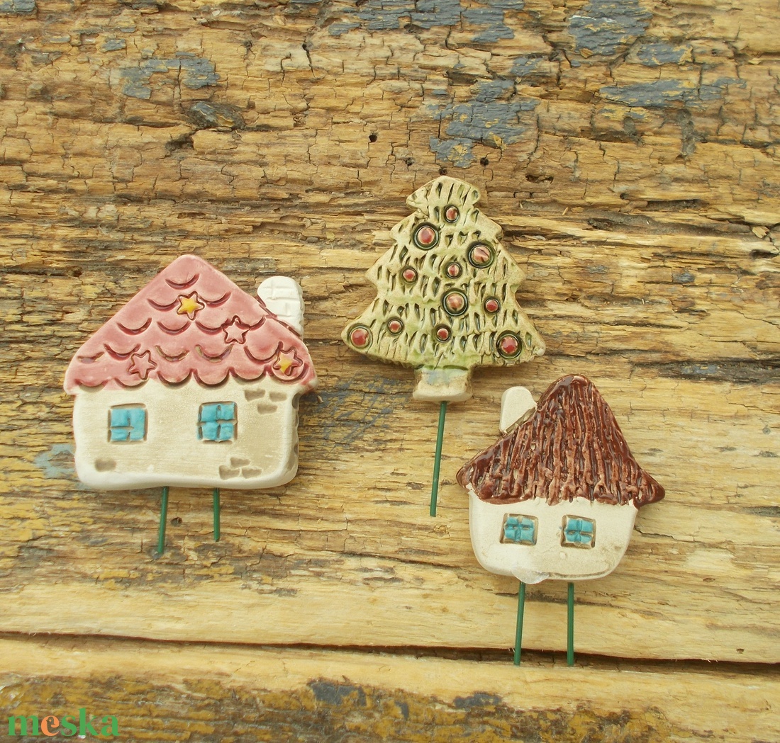 Apró házak fenyőfával - otthon & életmód - ház & kert - kerti dísz - Meska.hu