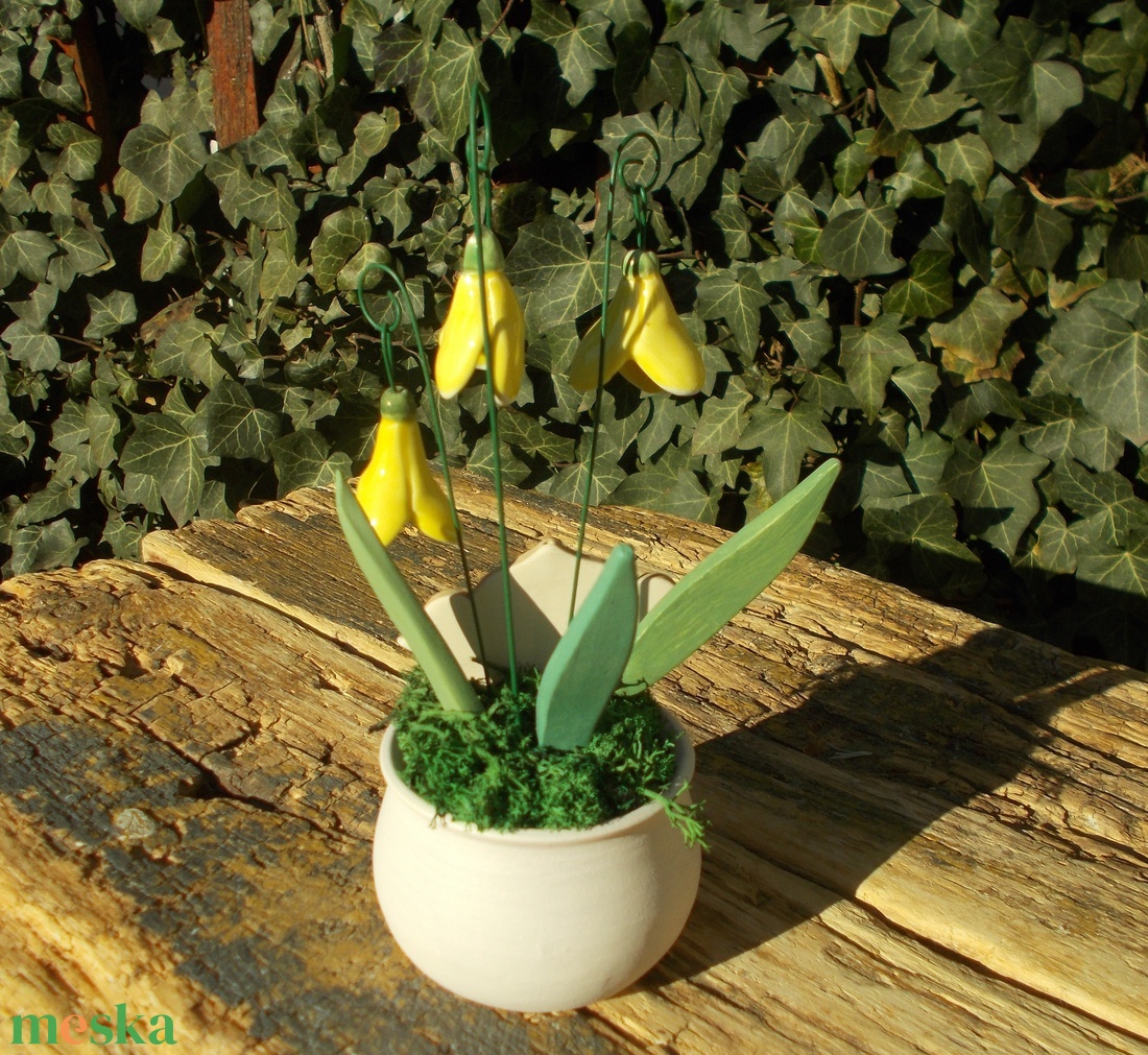 Tavaszi virágok, asztaldísz  - otthon & életmód - dekoráció - asztal és polc dekoráció - asztaldísz - Meska.hu