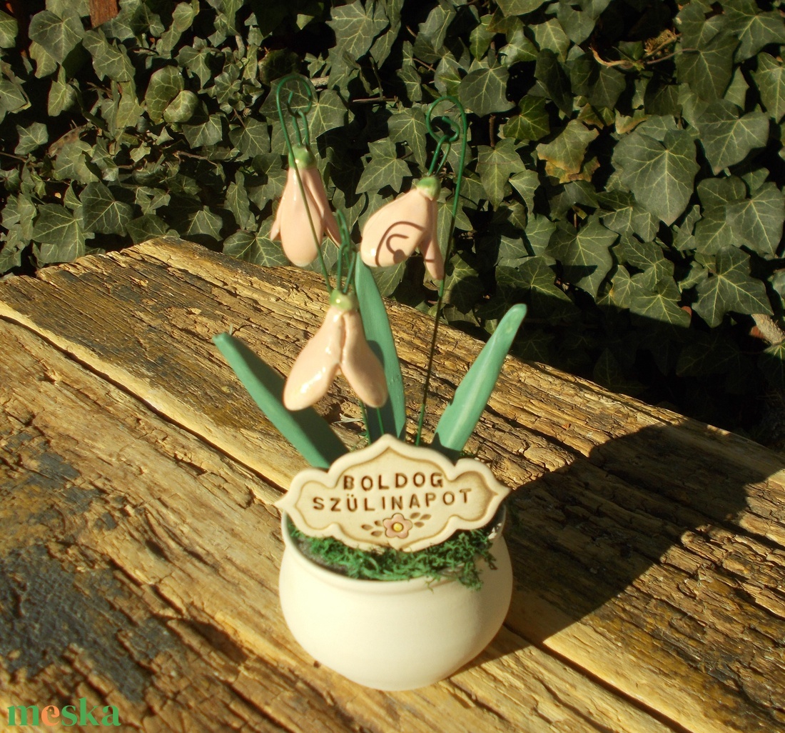 Tavaszi virágok, asztaldísz  - otthon & életmód - dekoráció - asztal és polc dekoráció - asztaldísz - Meska.hu