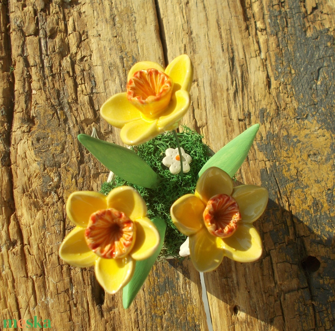 Asztaldísz nőnapra. - otthon & életmód - dekoráció - virágdekoráció - virágdíszek - virágdísz kaspóban - Meska.hu