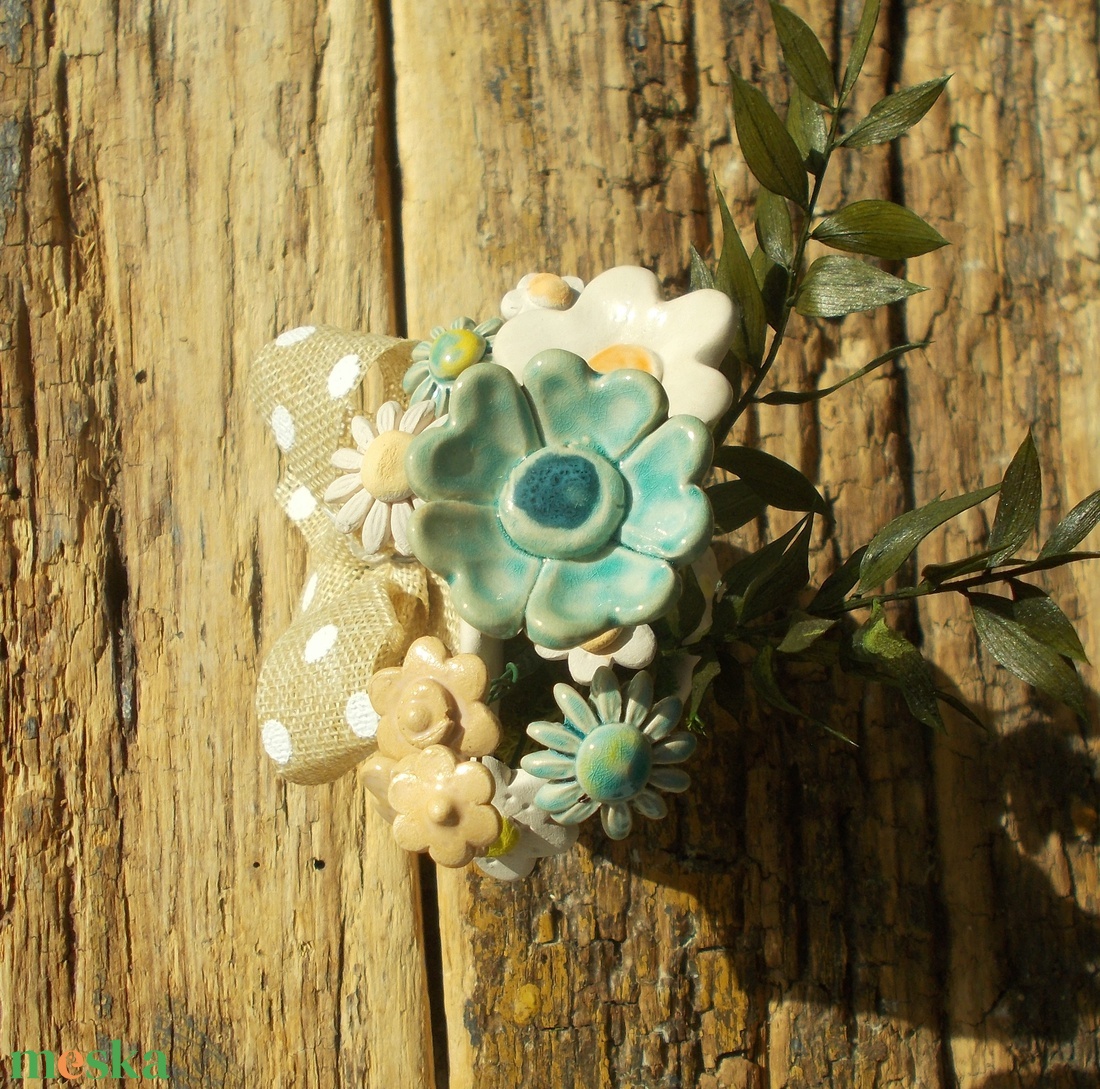 Asztaldísz nőnapra. - otthon & életmód - virágdekoráció - virágdíszek - virágdísz kaspóban - Meska.hu