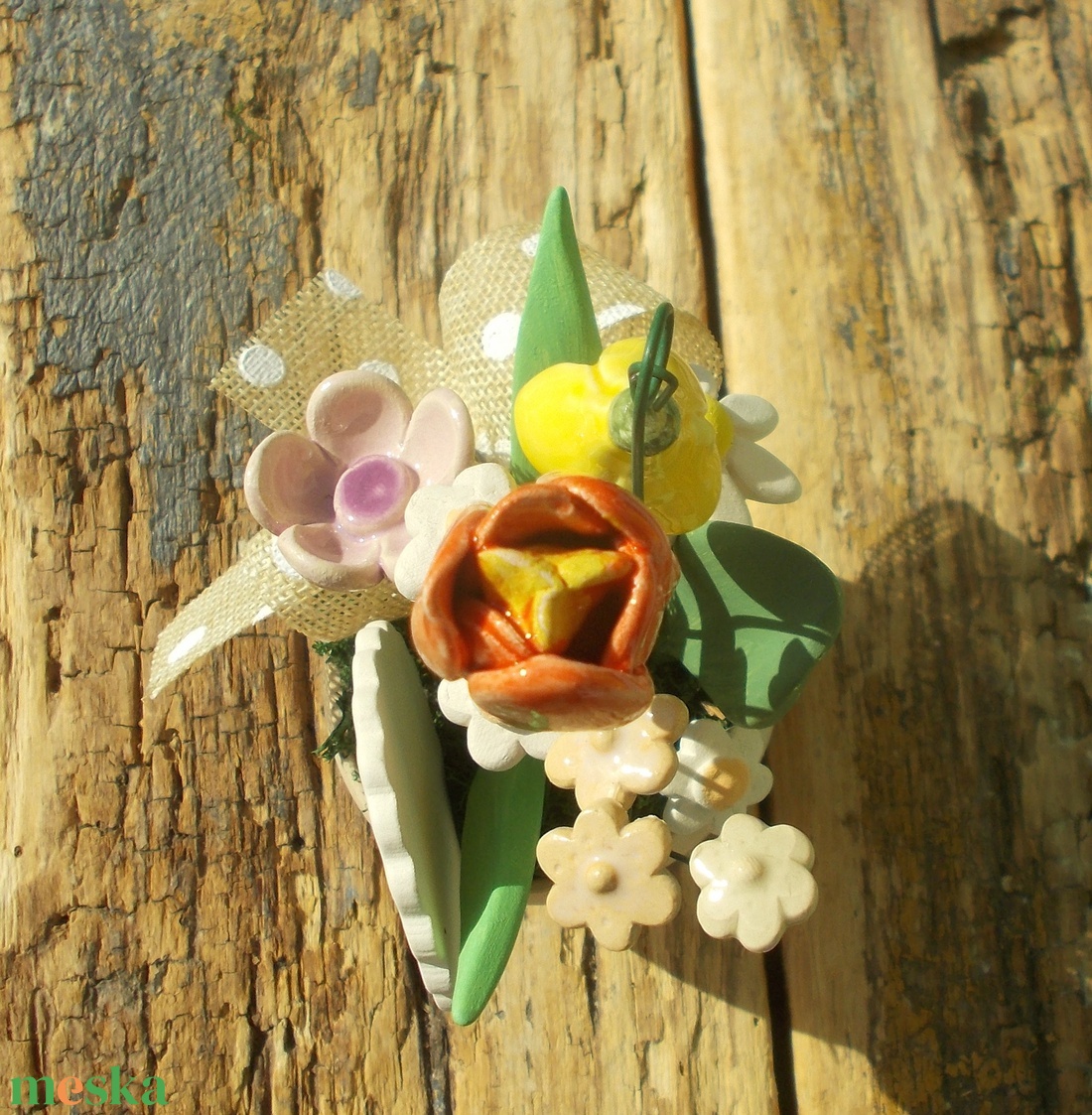 Asztaldísz nőnapra. - otthon & életmód - virágdekoráció - virágdíszek - virágdísz kaspóban - Meska.hu