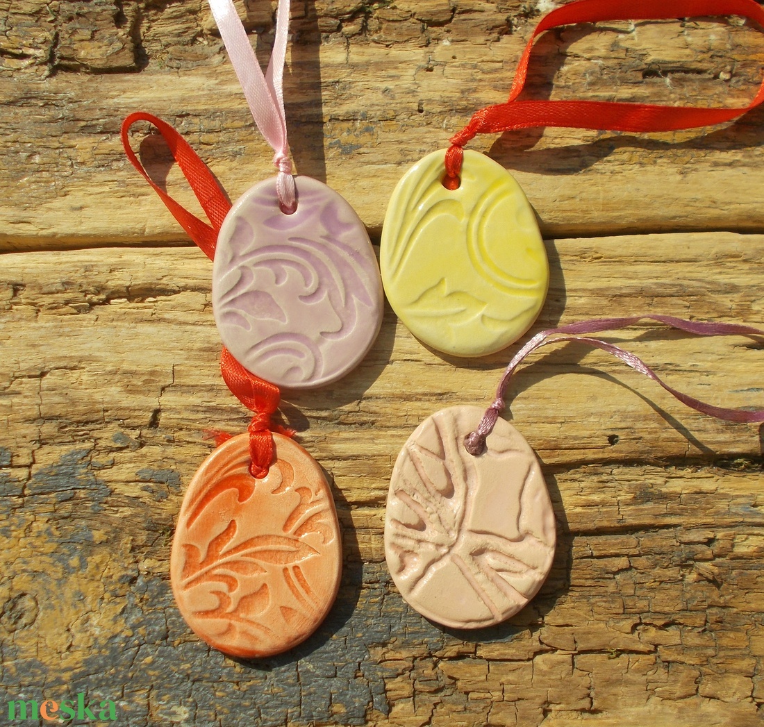 Húsvéti tojások - otthon & életmód - dekoráció - dekoratív figurák és szobrok - Meska.hu