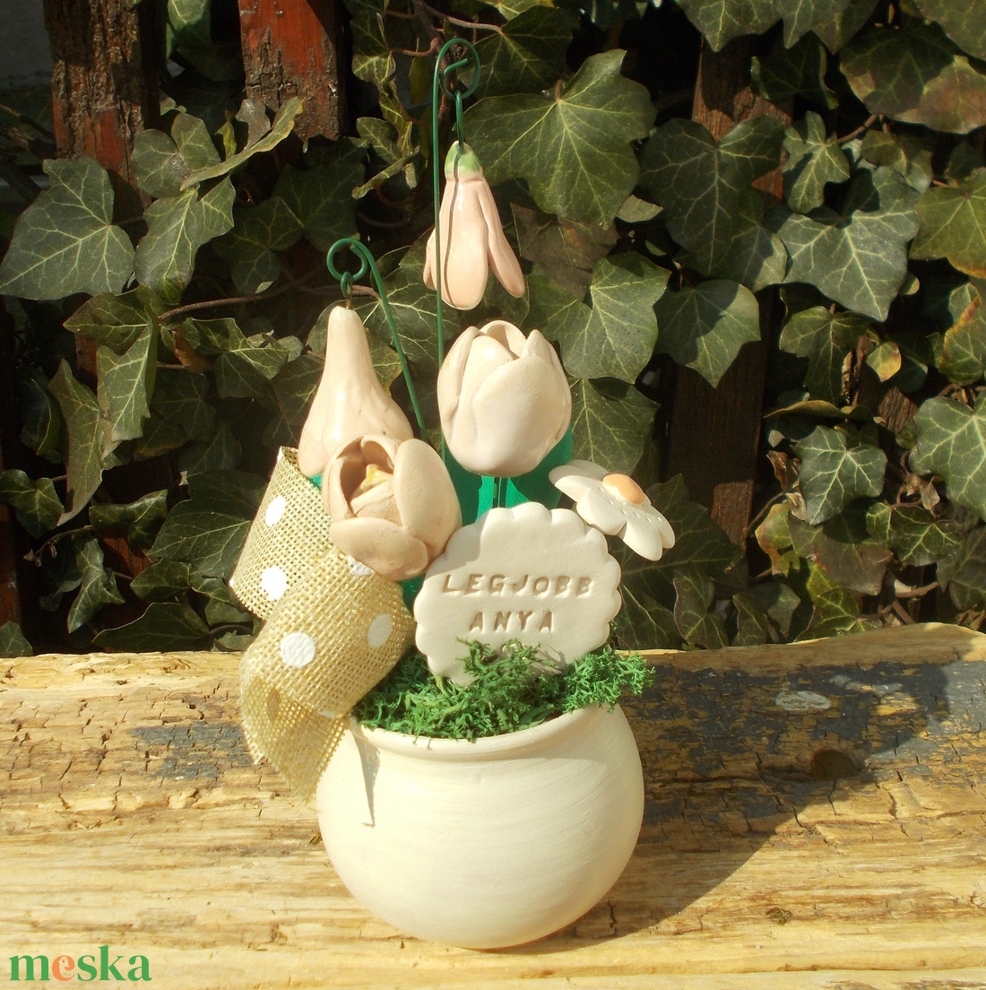 Asztaldísz anyák napjára. - otthon & életmód - virágdekoráció - virágdíszek - virágdísz kaspóban - Meska.hu