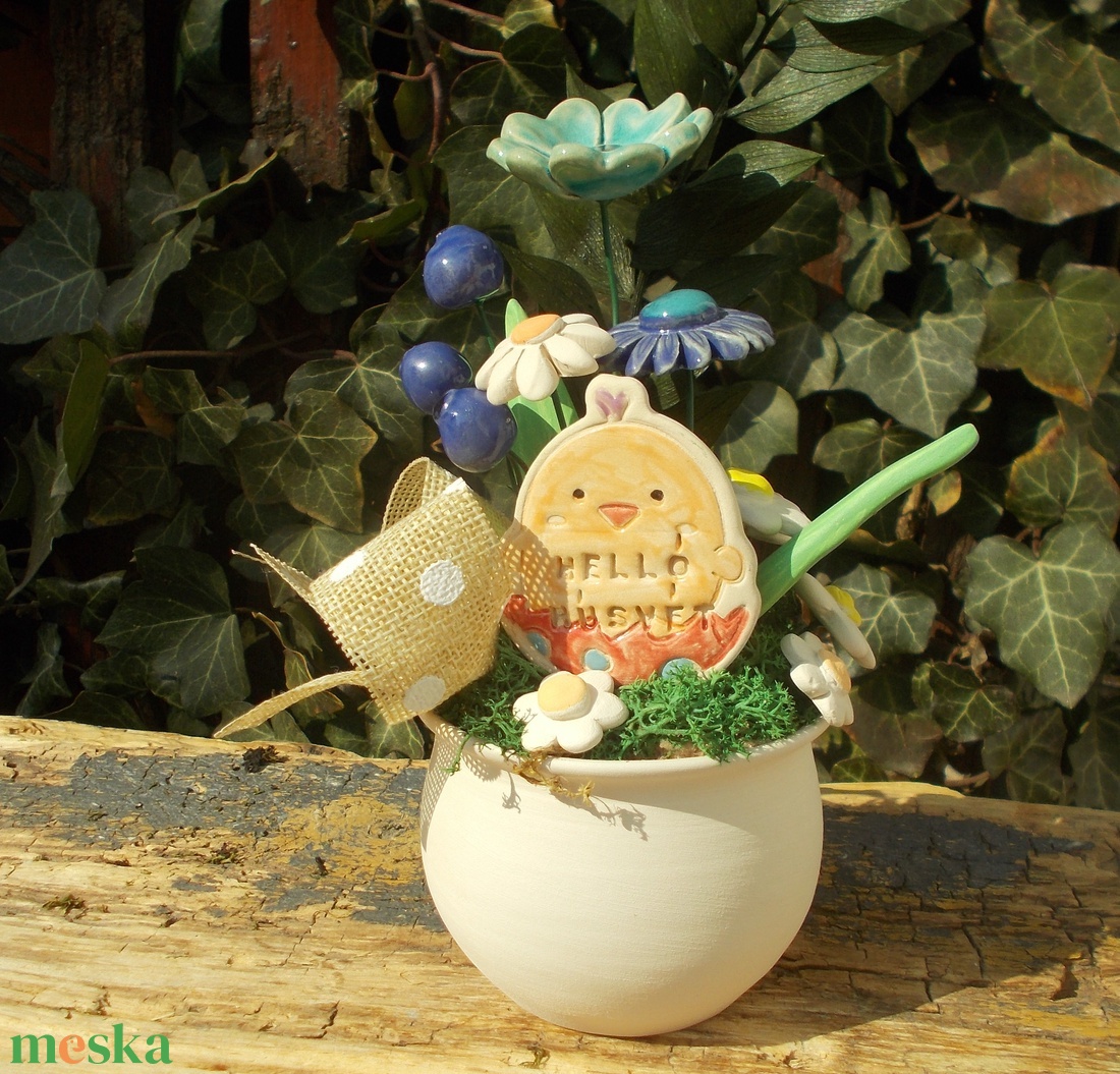 Asztaldísz húsvétra - otthon & életmód - virágdekoráció - virágdíszek - virágdísz kaspóban - Meska.hu