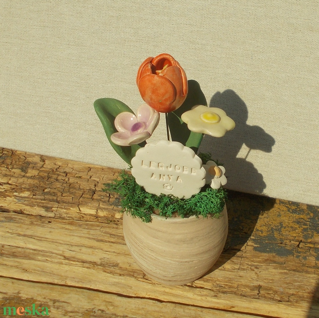 Asztaldísz anyák napjára. - otthon & életmód - virágdekoráció - virágdíszek - virágdísz kaspóban - Meska.hu