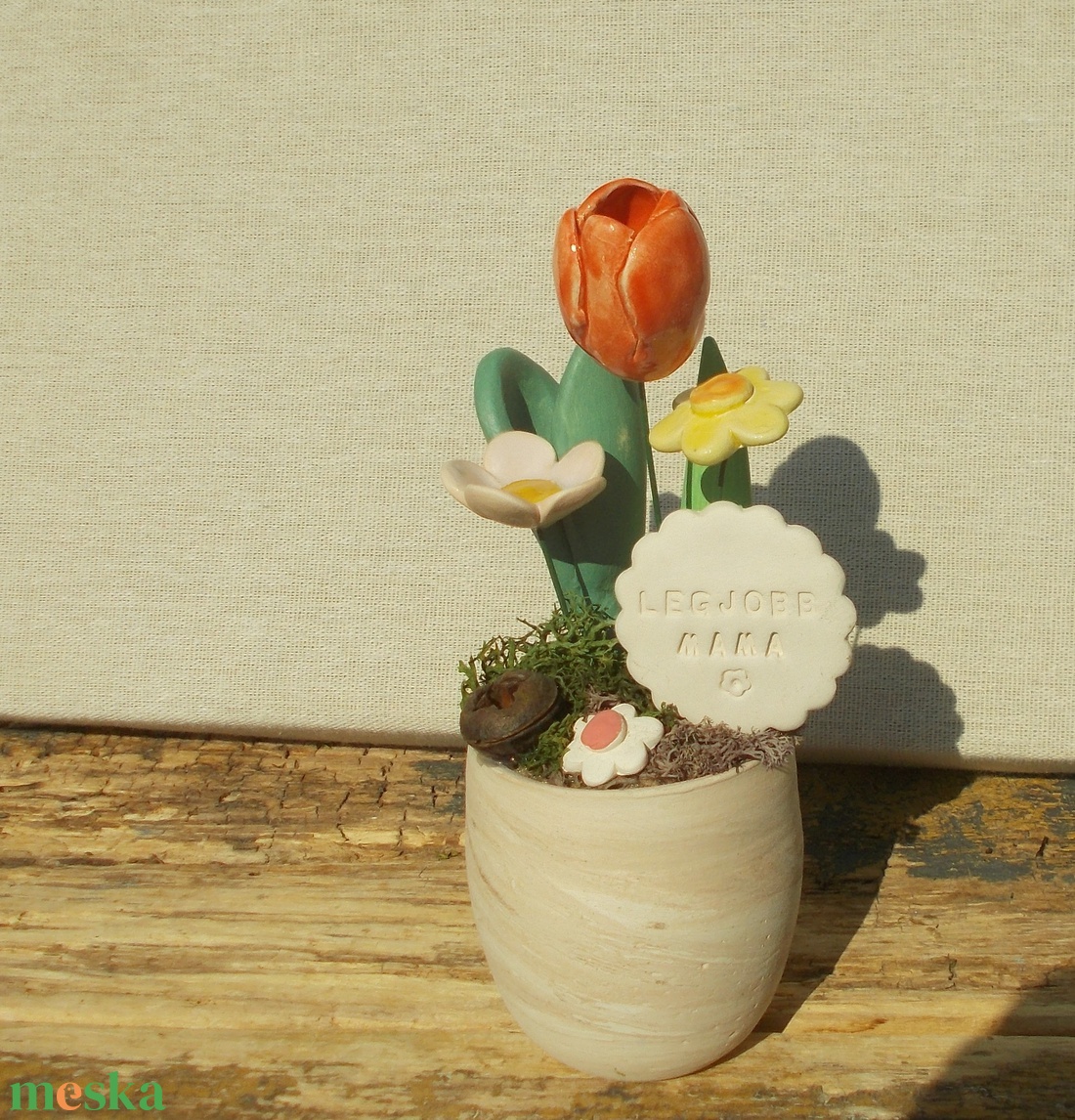 Asztaldísz anyák napjára. - otthon & életmód - virágdekoráció - virágdíszek - virágdísz kaspóban - Meska.hu