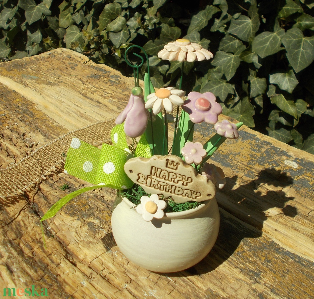 Asztaldísz  - otthon & életmód - virágdekoráció - virágdíszek - virágdísz kaspóban - Meska.hu