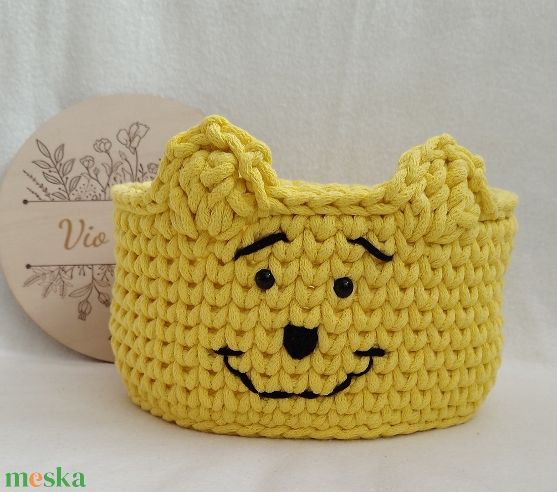 Micimackó ihlette kosár  - otthon & életmód - dekoráció - asztal és polc dekoráció - horgolt & csipketerítő - Meska.hu