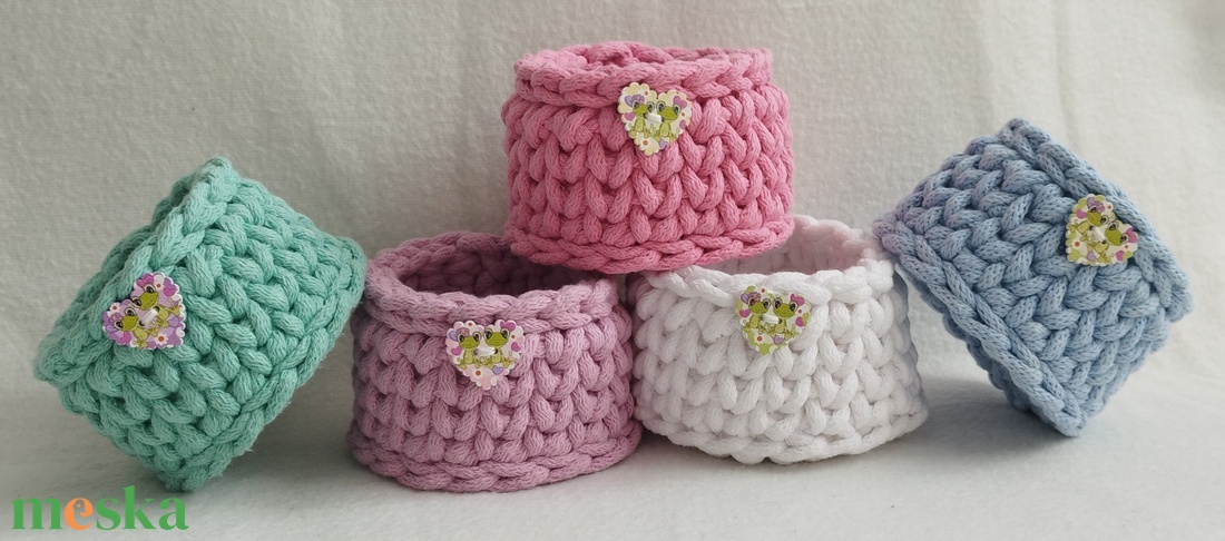 Horgolt tárolók - otthon & életmód - tárolás & rendszerezés - tárolókosár - Meska.hu