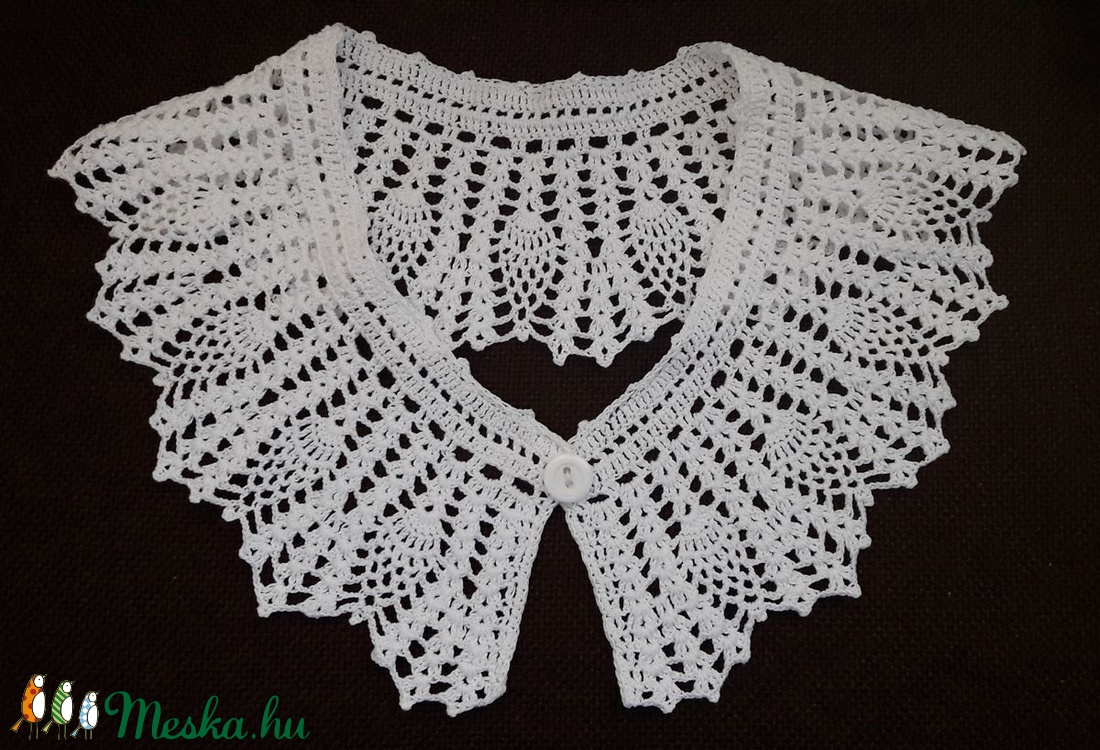 Horgolt gallér ananász mintával - ruha & divat - női ruha - póló, felső - Meska.hu