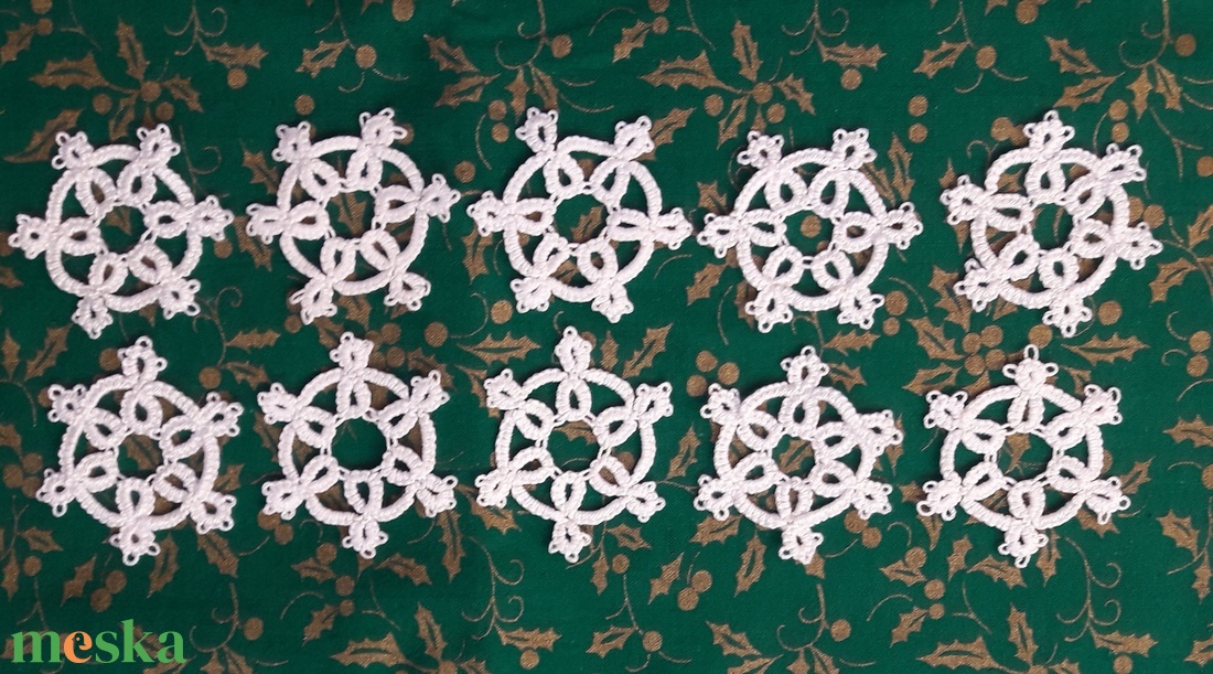 Kis hópelyhek hajócsipke - karácsony - karácsonyi lakásdekoráció - karácsonyfadíszek - Meska.hu Kis hópelyhek hajócsipke - karácsony - karácsonyi lakásdekoráció - karácsonyfadíszek - Meska.hu