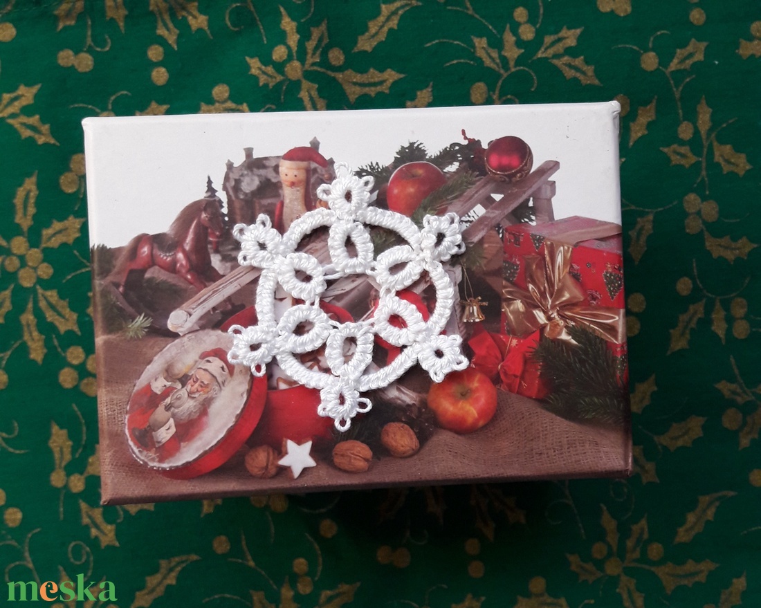 Kis hópelyhek hajócsipke - karácsony - karácsonyi lakásdekoráció - karácsonyfadíszek - Meska.hu Kis hópelyhek hajócsipke - karácsony - karácsonyi lakásdekoráció - karácsonyfadíszek - Meska.hu