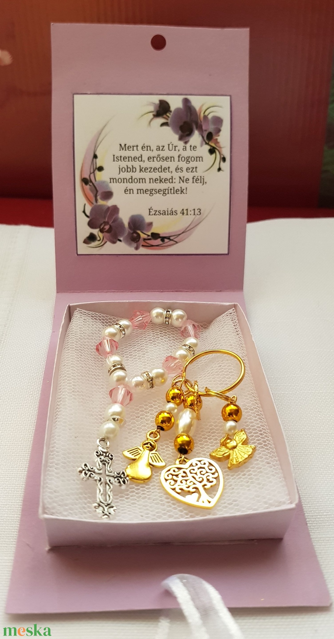Emlékdoboz kislányoknak keresztelőre,elsőáldozásra, bérmálásra,hittanra - otthon & életmód - vallás - lánc & füzér - Meska.hu Emlékdoboz kislányoknak keresztelőre,elsőáldozásra, bérmálásra,hittanra - otthon & életmód - vallás - lánc & füzér - Meska.hu