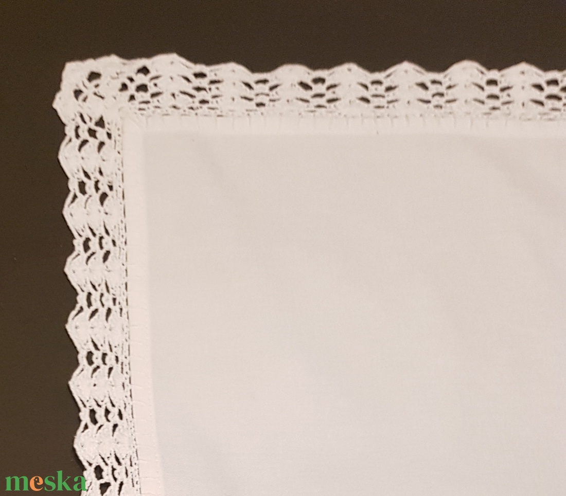 Asztalterírő/asztalközép horgolt széllel - otthon & életmód - konyhafelszerelés, tálalás - tálalás - terítő - Meska.hu