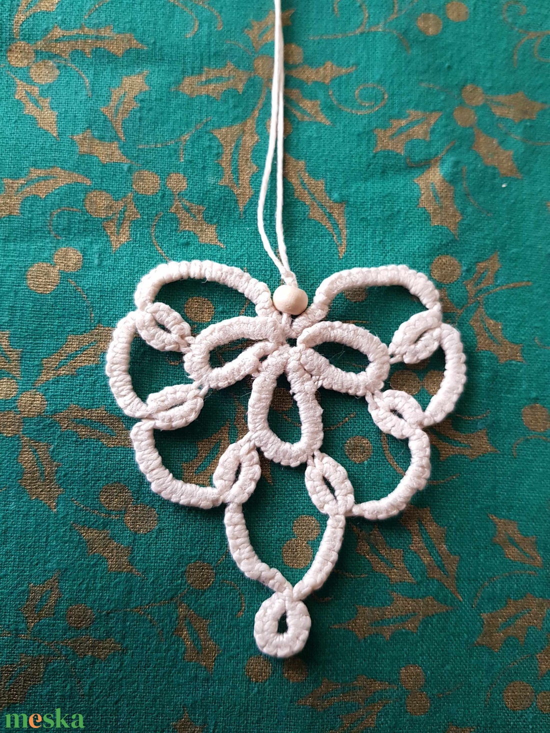 Szív  dekoráció bézs színű hajócsipke technikával - karácsony - karácsonyi lakásdekoráció - karácsonyfadíszek - Meska.hu