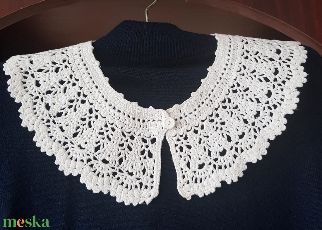 Csipke mintás horgolt gallér fehér - ruha & divat - öv & övcsat - egyéb kellék - Meska.hu