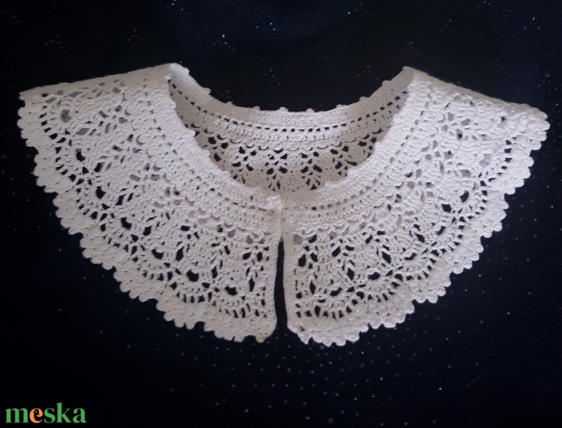 Csipke mintás horgolt gallér fehér - ruha & divat - öv & övcsat - egyéb kellék - Meska.hu