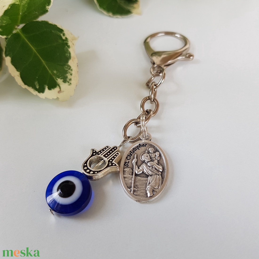 Utazók amulettje - Szent Kristóf, védőszem és Fatima keze talizmánnal - táska & tok - kulcstartó & táskadísz - kulcstartó - Meska.hu Utazók amulettje - Szent Kristóf, védőszem és Fatima keze talizmánnal - táska & tok - kulcstartó & táskadísz - kulcstartó - Meska.hu