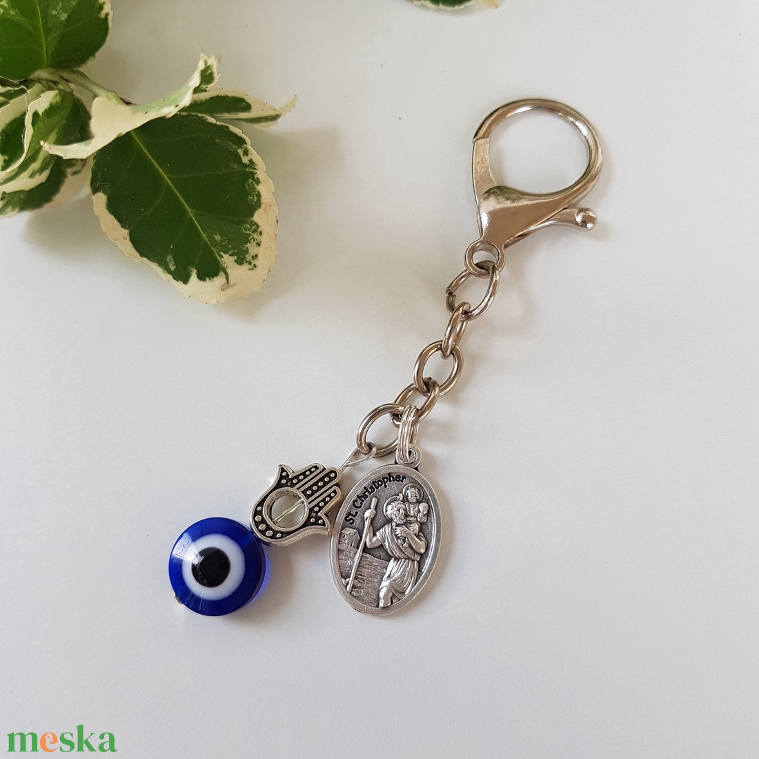 Utazók amulettje - Szent Kristóf, védőszem és Fatima keze talizmánnal - táska & tok - kulcstartó & táskadísz - kulcstartó - Meska.hu Utazók amulettje - Szent Kristóf, védőszem és Fatima keze talizmánnal - táska & tok - kulcstartó & táskadísz - kulcstartó - Meska.hu