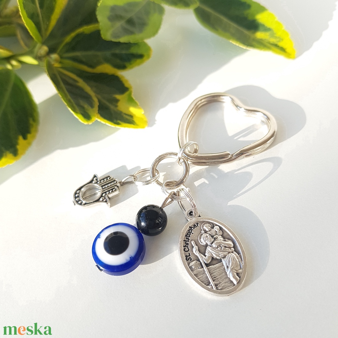 Utazók amulettje - Szent Kristóf, védőszem és Fatima keze talizmánnal - táska & tok - kulcstartó & táskadísz - kulcstartó - Meska.hu Utazók amulettje - Szent Kristóf, védőszem és Fatima keze talizmánnal - táska & tok - kulcstartó & táskadísz - kulcstartó - Meska.hu