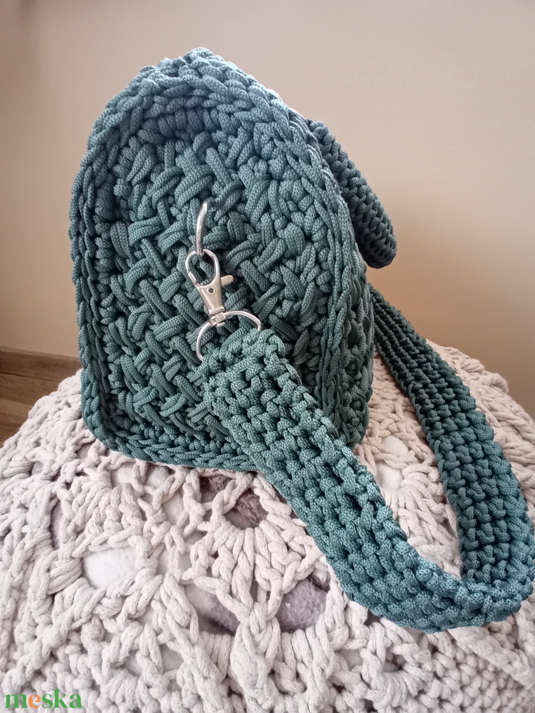 Polieszter zsinórfonalból horgolt kézi és válltáska is válltáska - táska & tok - kézitáska & válltáska - alkalmi táska - Meska.hu