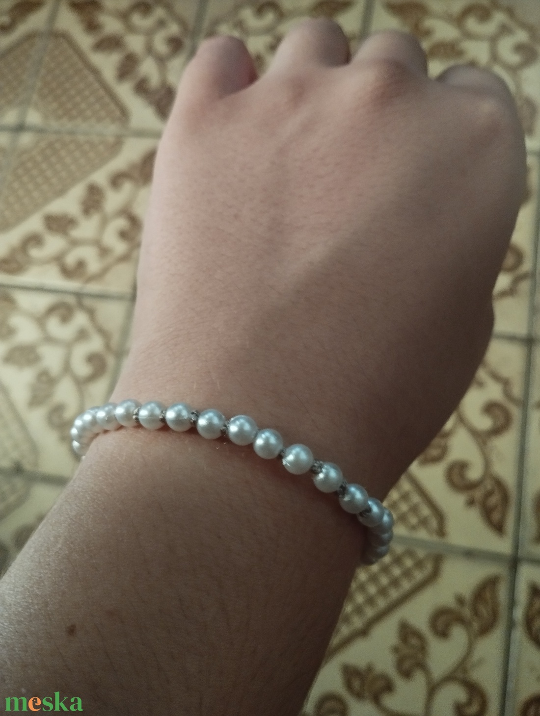 Csomózott gyöngy karkötő 01 - ékszer - gyűrű - többköves gyűrű - Meska.hu