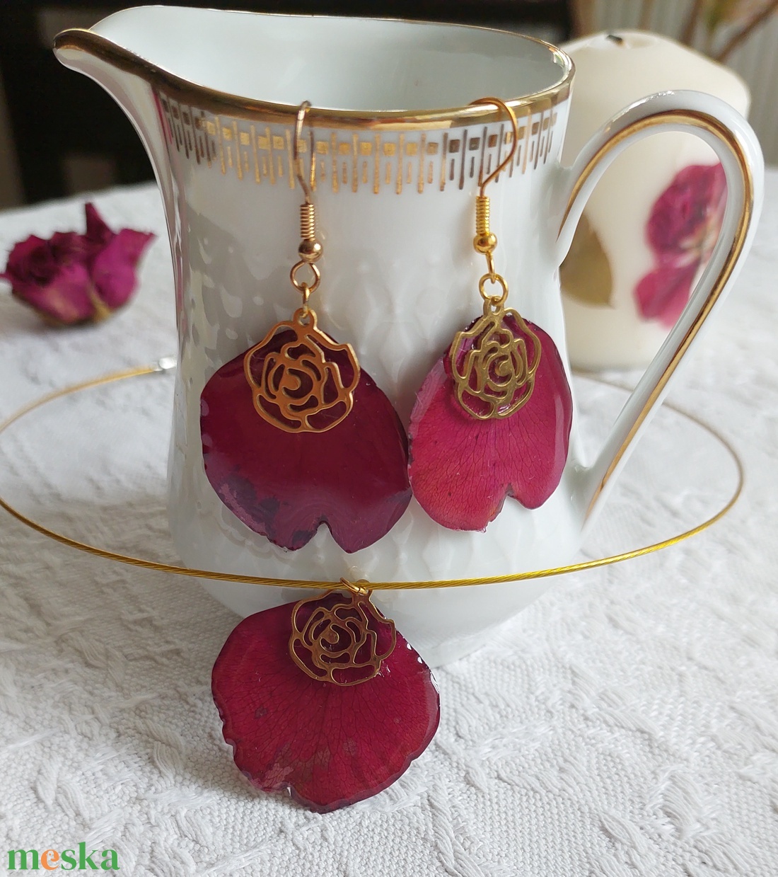  Bordó rózsaszirom ékszerszett. Természetes szépségű műgyanta ékszer. Romantikus, egyedi, kézzel készített ajándék. - ékszer - ékszerszett - Meska.hu