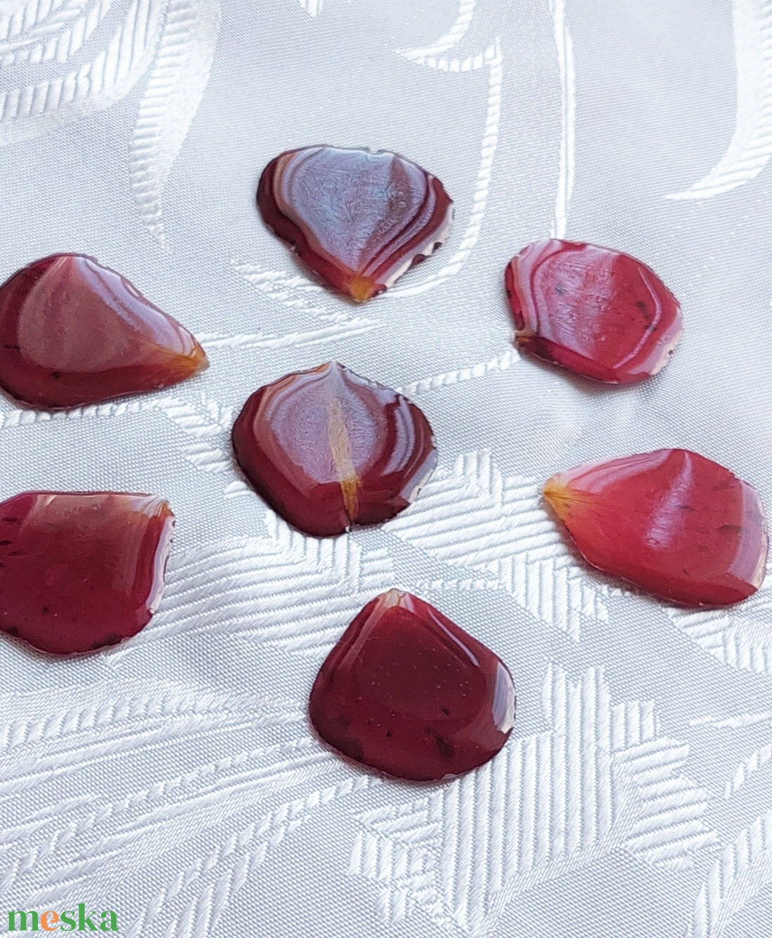  Bordó rózsaszirom ékszerszett. Természetes szépségű műgyanta ékszer. Romantikus, egyedi, kézzel készített ajándék - ékszer - ékszerszett - Meska.hu