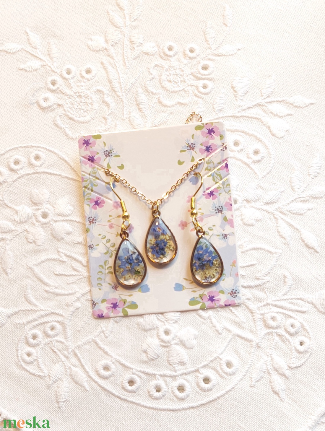 Kék nefelejcs gyanta ékszerszett. Aranyos virágékszer. - ékszer - ékszerszett - Meska.hu