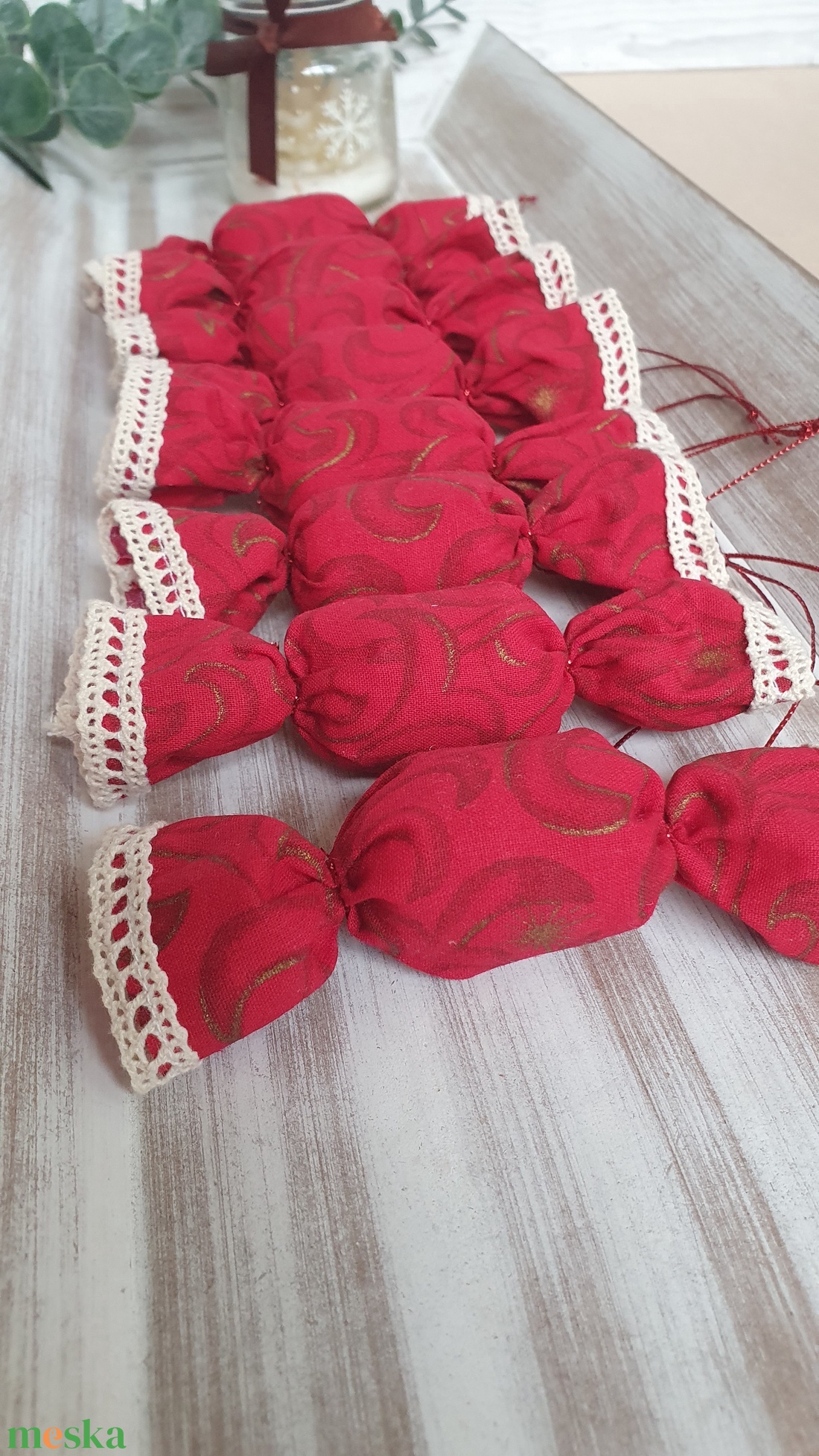 Piros-arany textil szaloncukor 8 db-os szett - karácsony - karácsonyi lakásdekoráció - karácsonyfadíszek - Meska.hu Piros-arany textil szaloncukor 8 db-os szett - karácsony - karácsonyi lakásdekoráció - karácsonyfadíszek - Meska.hu