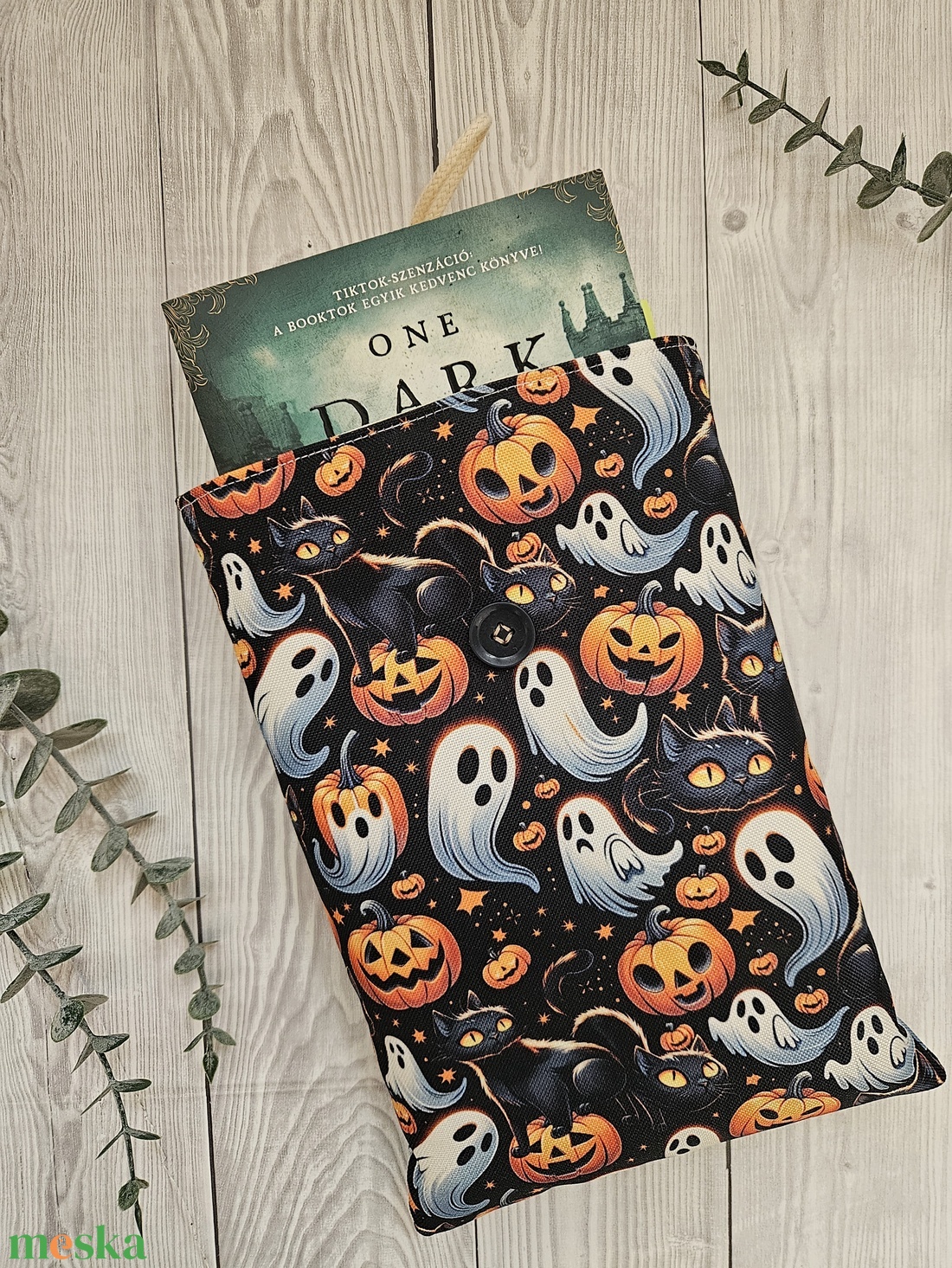 Halloween mintás könyvtok - könyv & zene - könyvtok - Meska.hu