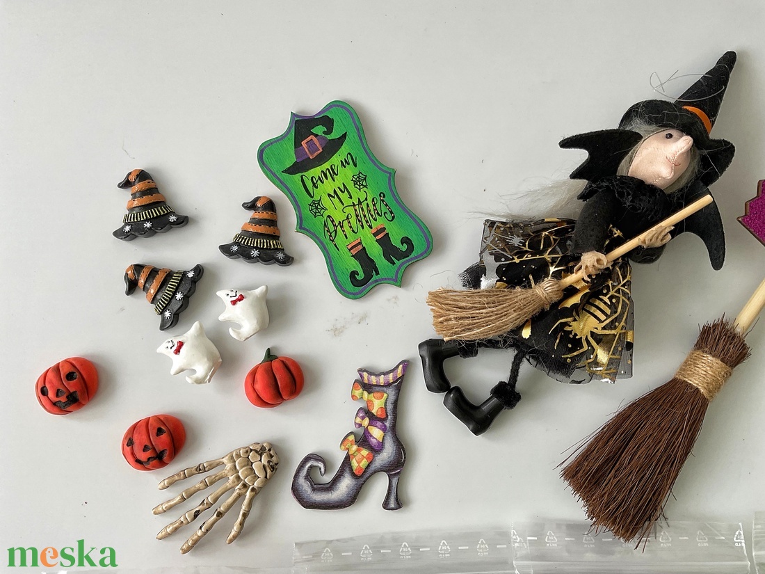 Halloweeen boszis alkotói csomag - otthon & életmód - dekoráció - halloween - halloweeni dekoráció - Meska.hu Halloweeen boszis alkotói csomag - otthon & életmód - dekoráció - halloween - halloweeni dekoráció - Meska.hu