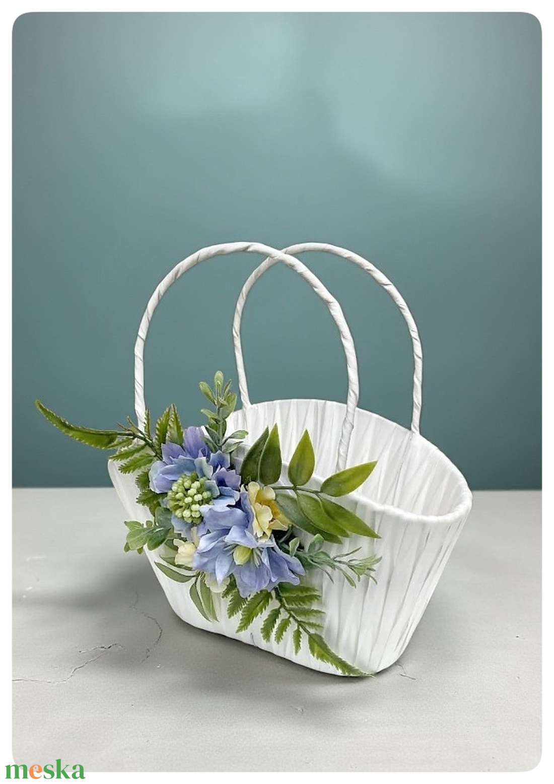 Vidám kiskosár, anyák napjára, húsvétra - ünnepi díszek, dekorációk - húsvéti díszek és dekorációk - húsvéti kosár - Meska.hu