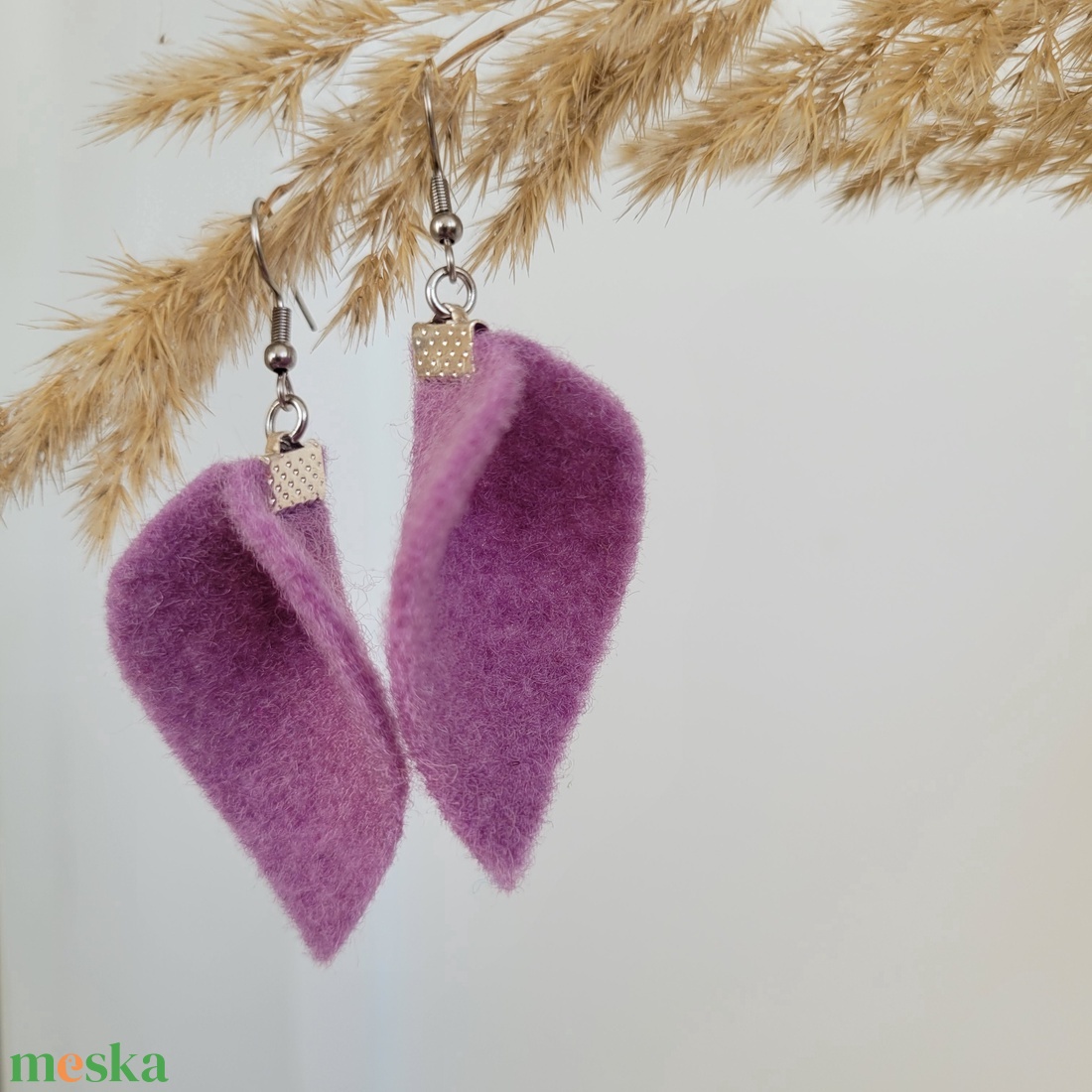 Tündérlevél  fülbevaló - világos lila - ékszer - fülbevaló - lógó fülbevaló - Meska.hu