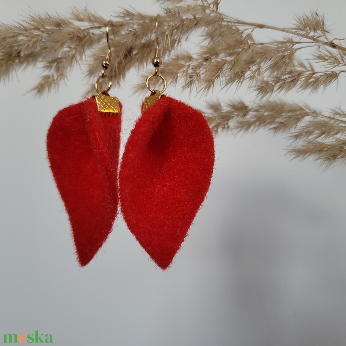 Tündérlevél fülbevaló- piros - ékszer - fülbevaló - lógó fülbevaló - Meska.hu