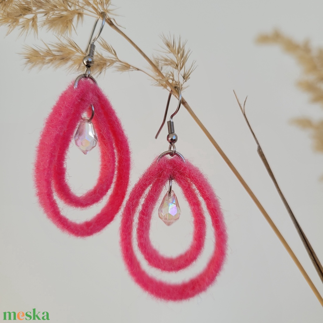 Gyöngyös cseppecskék fülbevaló- rózsaszín  - ékszer - fülbevaló - lógó fülbevaló - Meska.hu