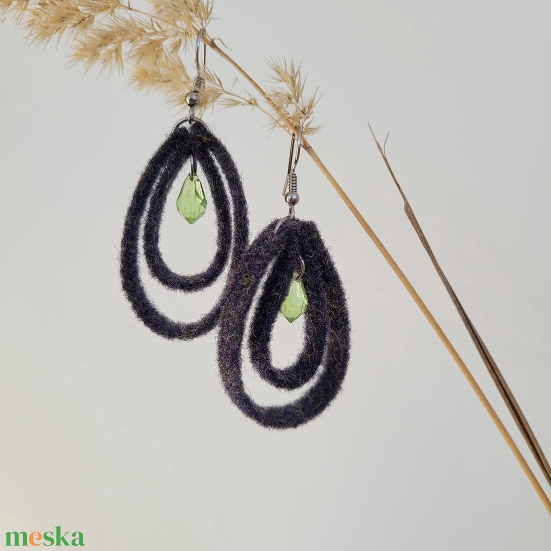 Gyöngyös cseppecskék fülbevaló-  szürke - ékszer - fülbevaló - lógó fülbevaló - Meska.hu