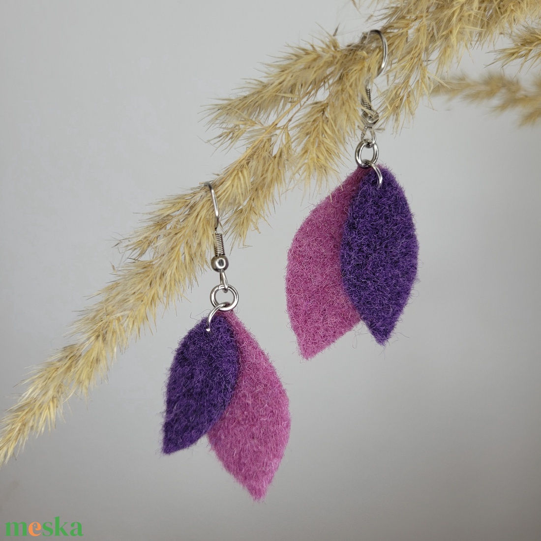 Hajnallevél aromafülbevaló - lazac, s. lila - ékszer - fülbevaló - lógó fülbevaló - Meska.hu