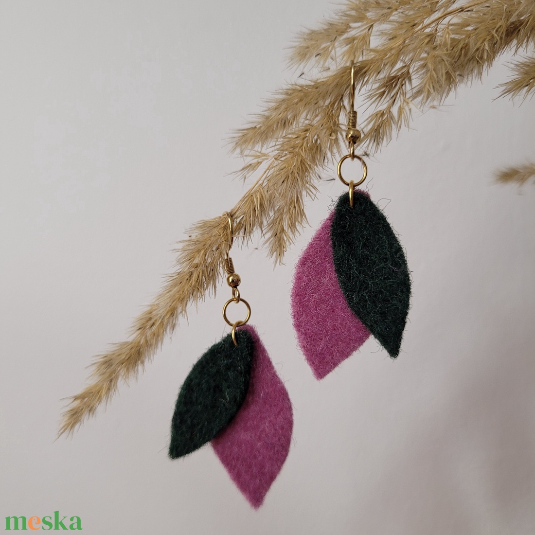 Hajnallevelek aromafülbevaló - mályva, s.zöld - ékszer - fülbevaló - lógó fülbevaló - Meska.hu